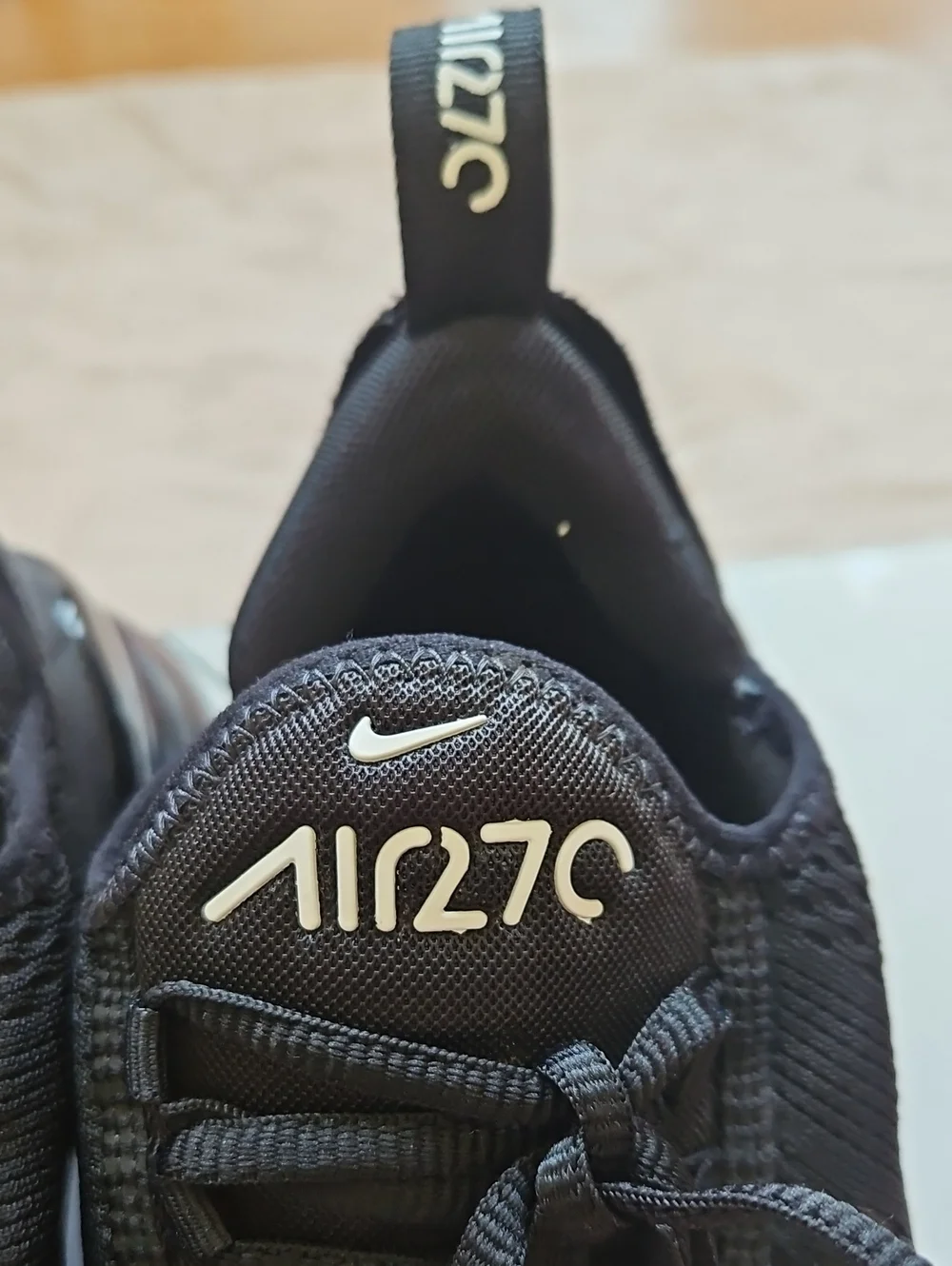 Womens Nike Air Max 270 Black/Anthracite White Size 7